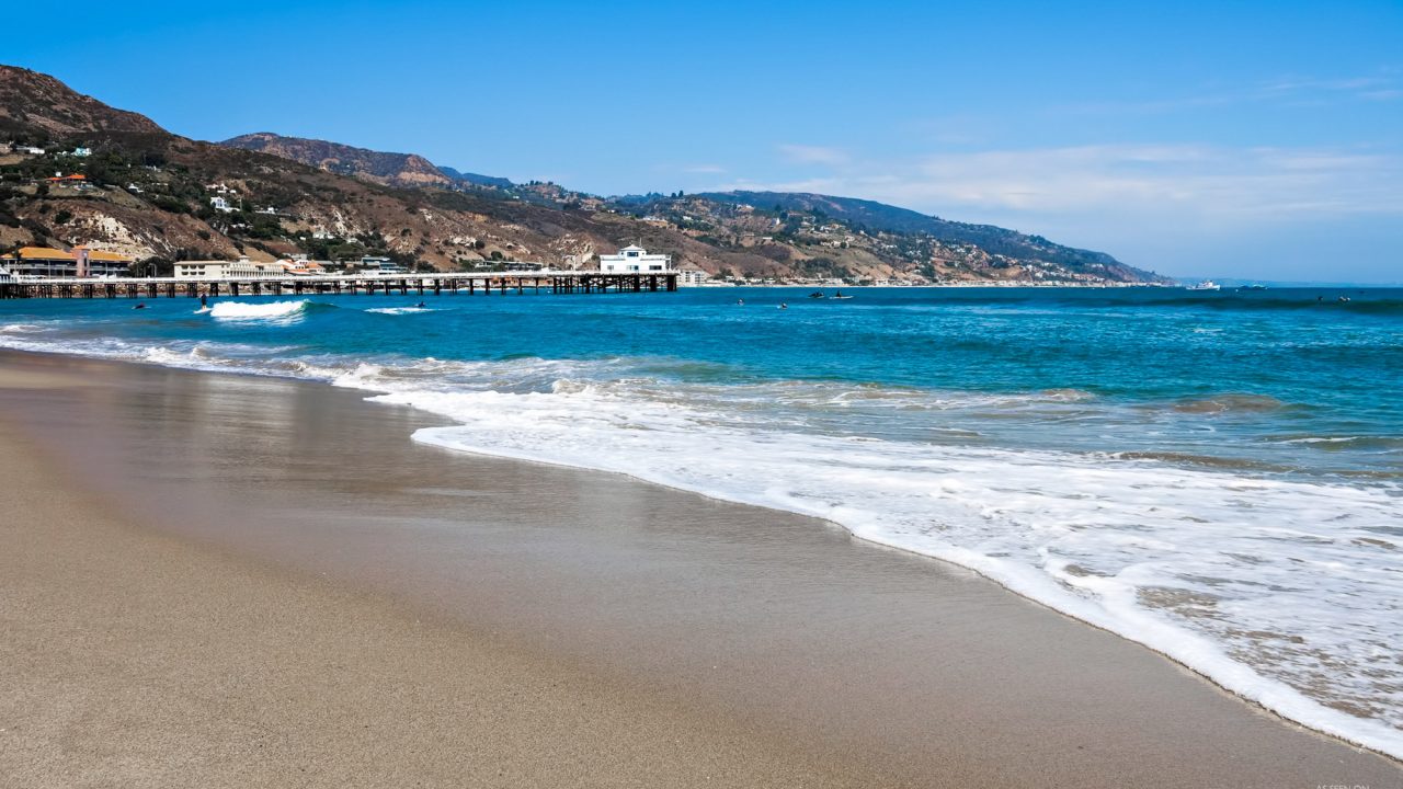Surfrider Beach - Exploring 10 of the Top Beaches in Los Angeles, California