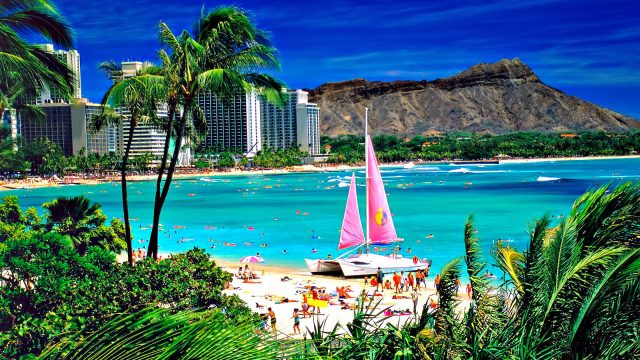 Hawaii, USA - Five Romantic Hideaways for a Luxury Destination Getaway