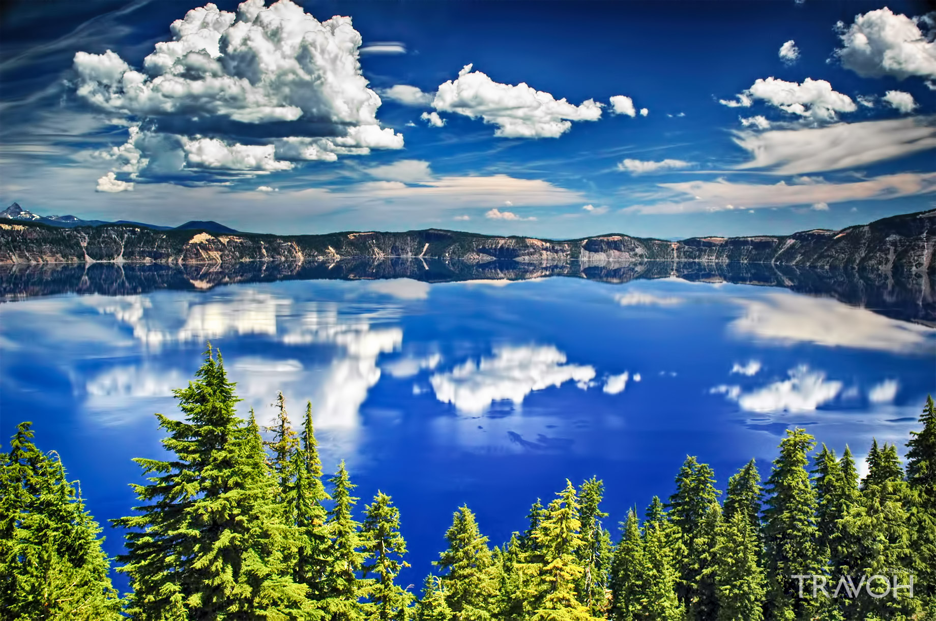 Crater Lake – America’s Deepest Crystal Blue Water Lake in Oregon State