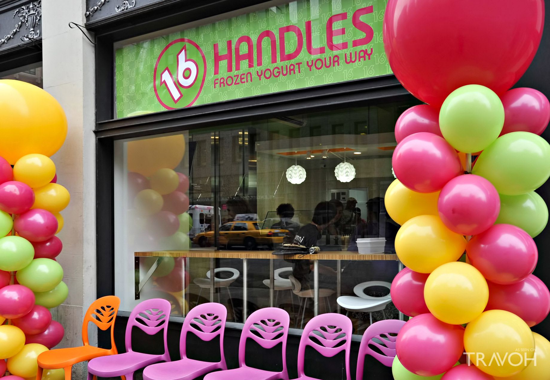 16 Handles - 325 Amsterdam Avenue, New York, NY, USA
