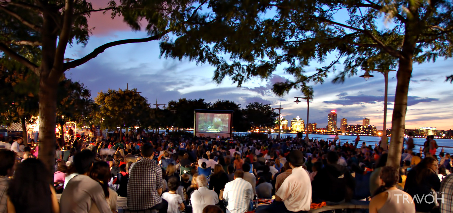 Catch a Movie at Hudson River Park - New York, NY, USA