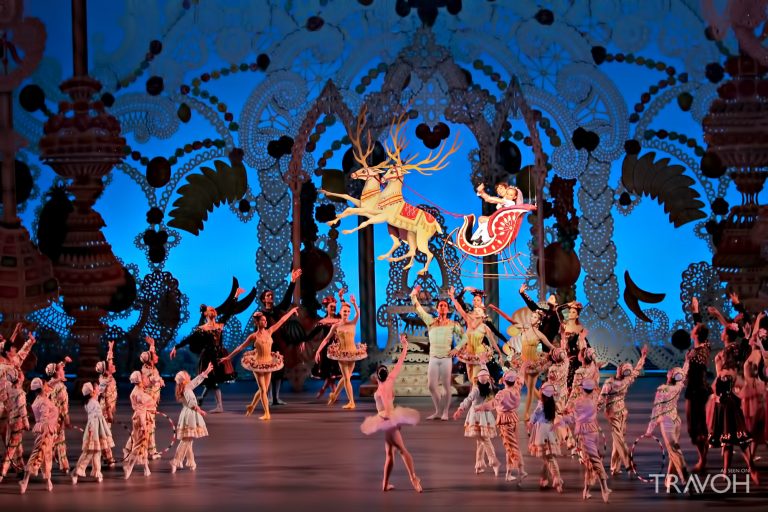 Top 5 Reasons to Visit Manhattan Over Christmas Break TRAVOH