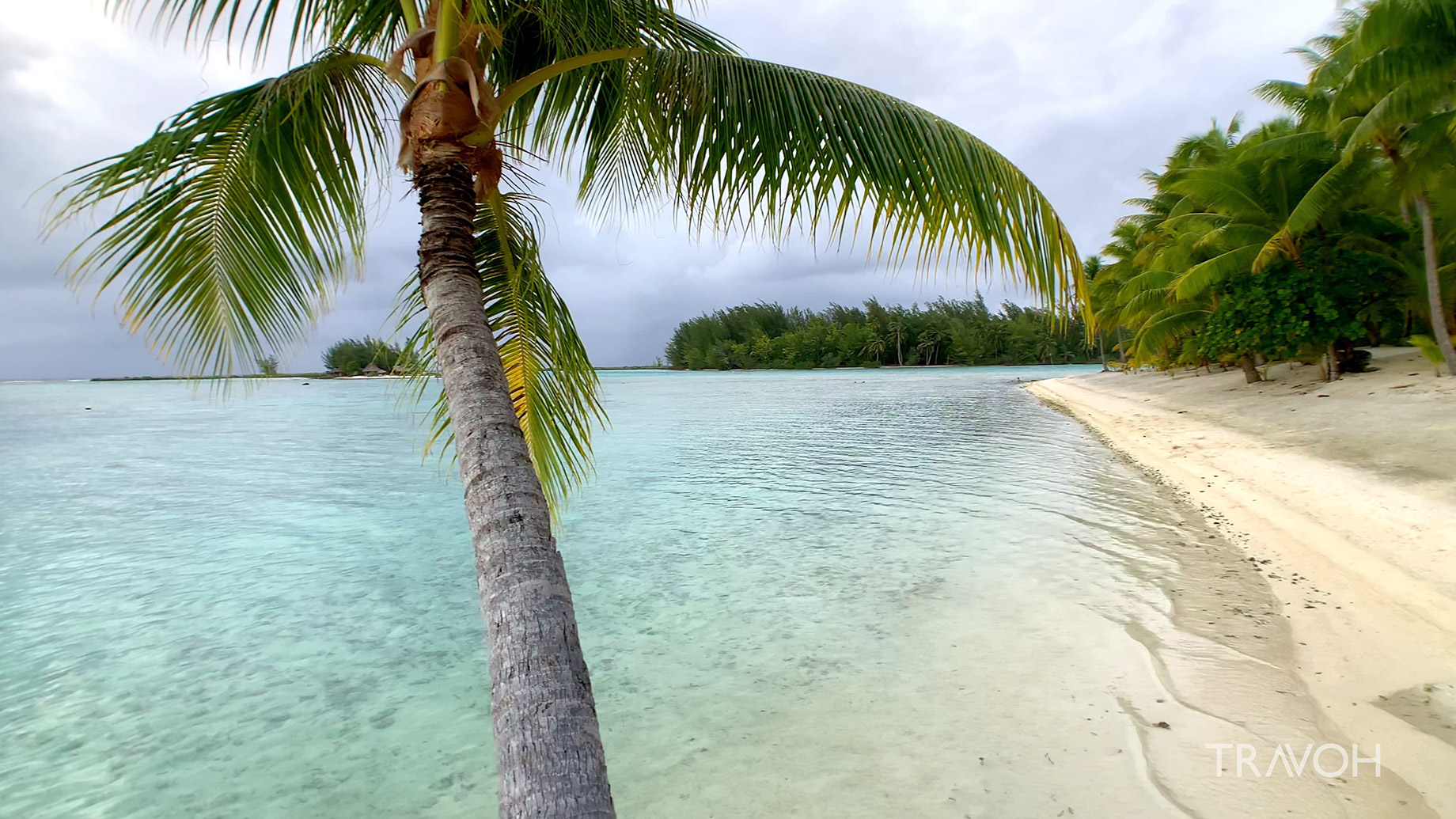Walking Tour - Stormy Sights & Vibes - Motu Tane Island - Bora Bora, French Polynesia - 4K Travel Video