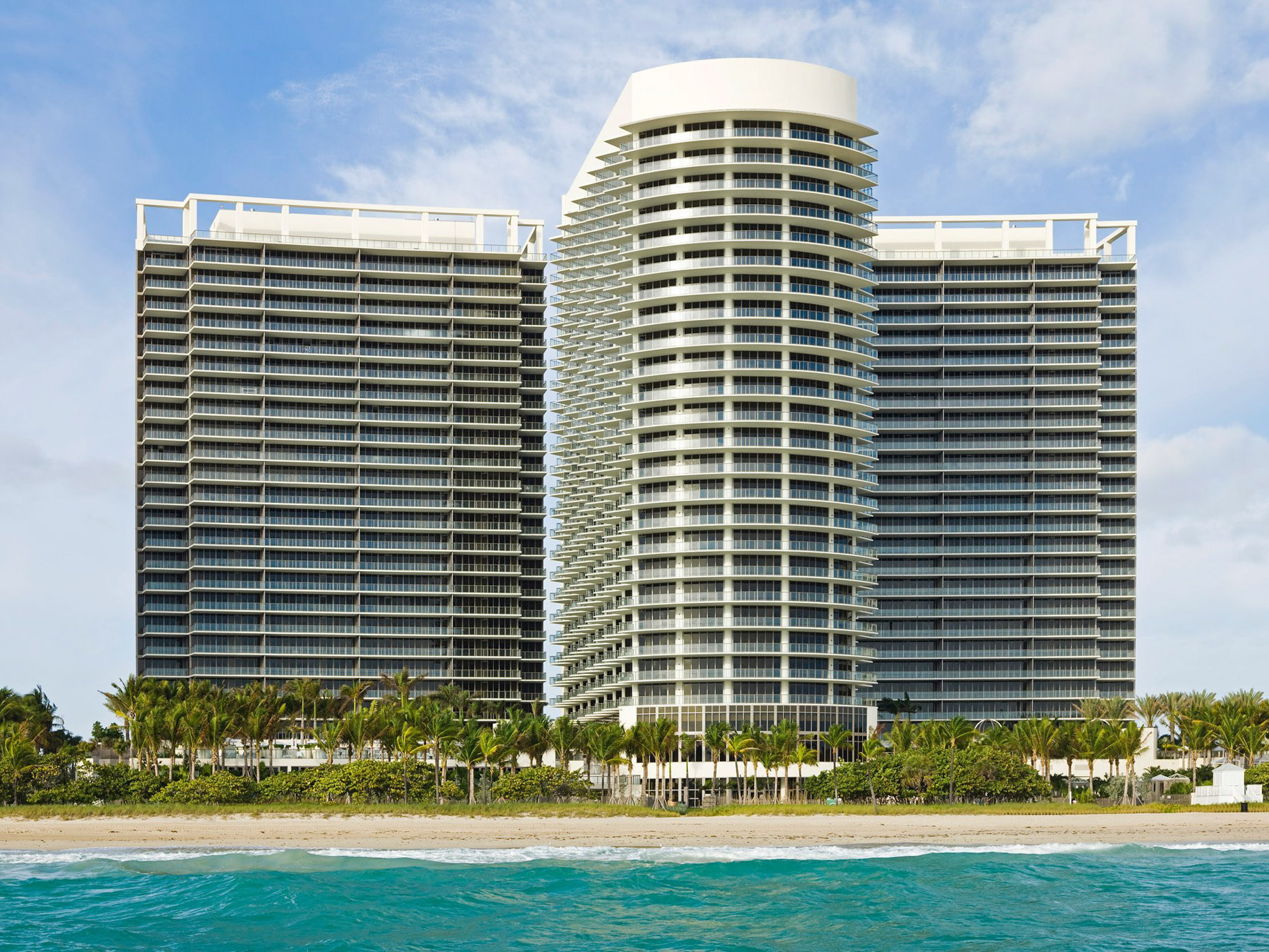 The St. Regis Bal Harbour Resort - Miami Beach, FL, USA - St. Regis Bal Harbour Exterior