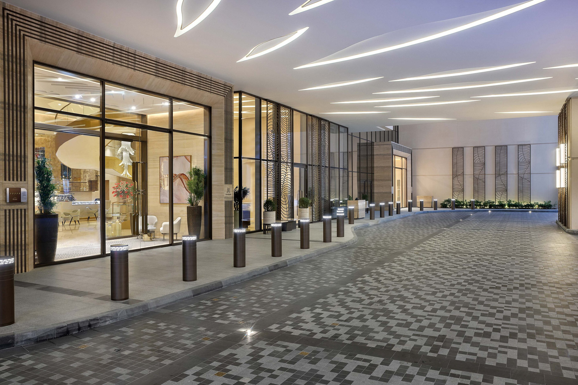 The St. Regis Dubai The Palm Jumeirah Hotel – Dubai, UAE – Arrival Porte Cochere