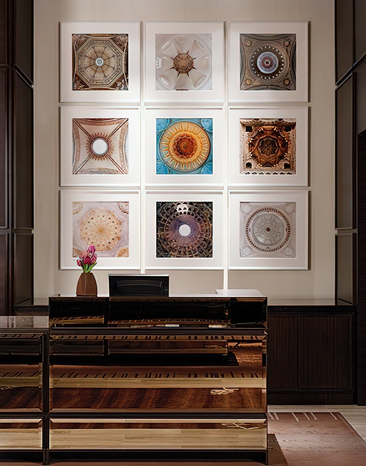 The St. Regis San Francisco Hotel – San Francisco, CA, USA – Front Desk