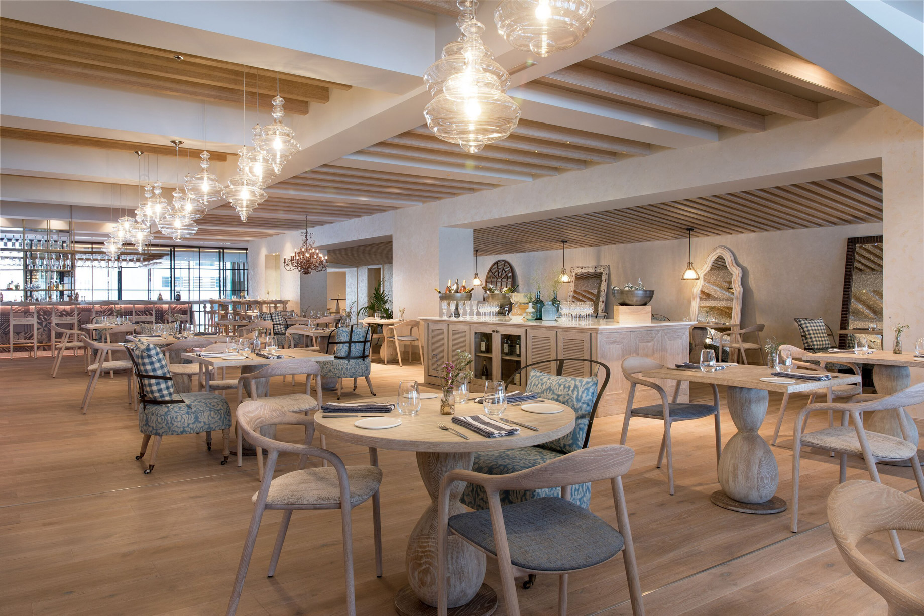 The St. Regis Downtown Dubai Hotel - Dubai, UAE - Bleu Blanc Interior