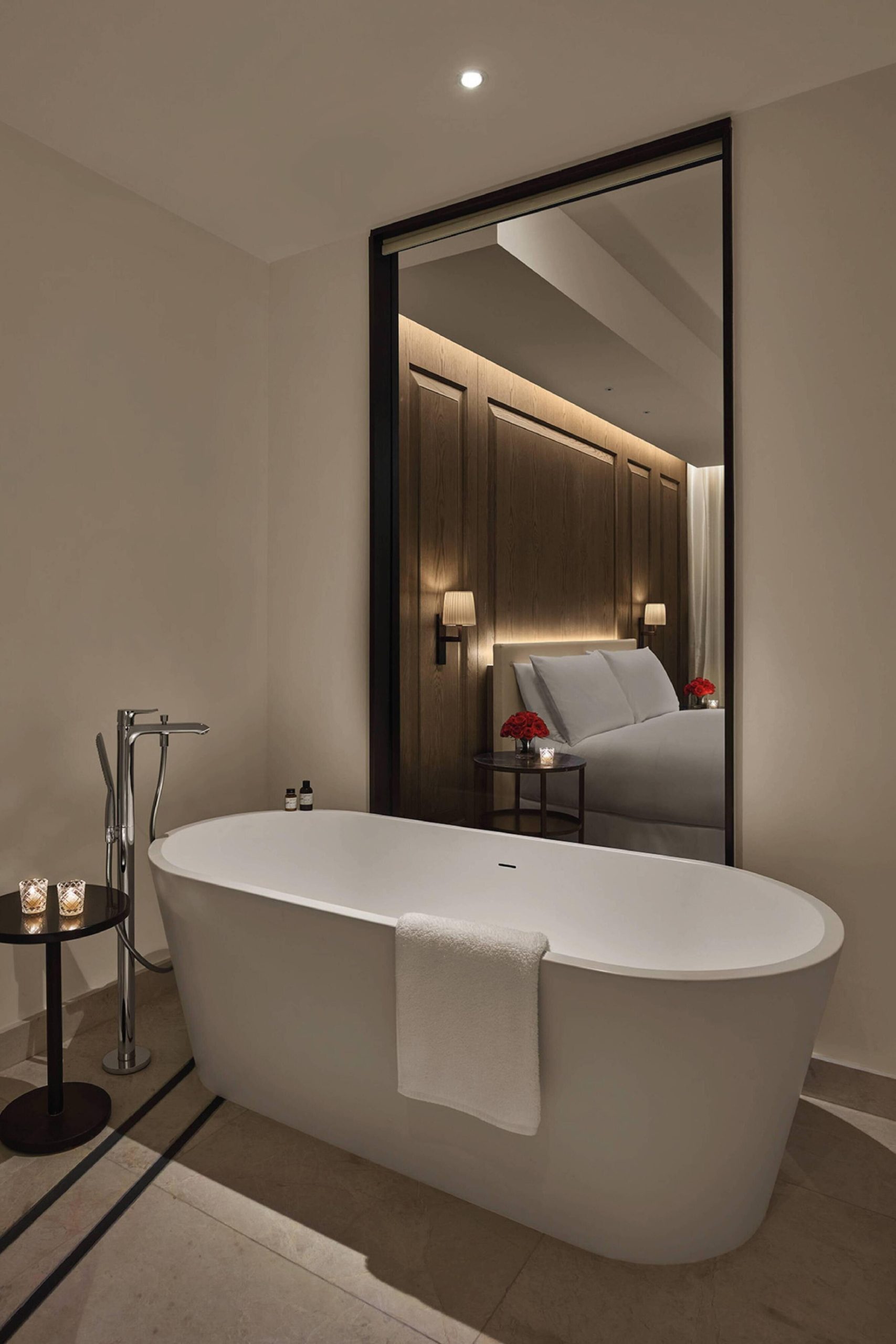 The Abu Dhabi EDITION Hotel – Abu Dhabi, UAE – Suite Bathroom Tub