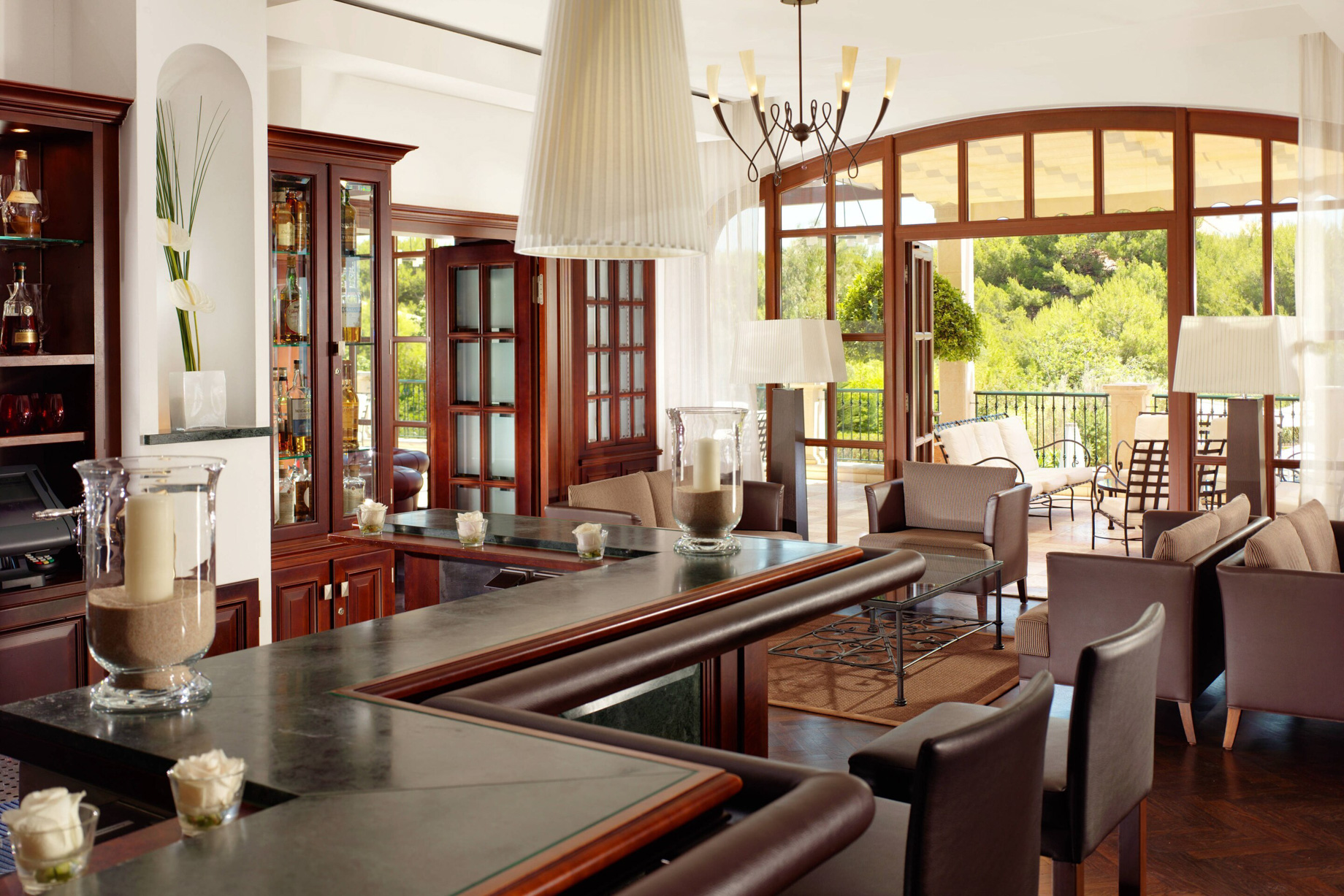 The St. Regis Mardavall Mallorca Resort - Palma de Mallorca, Spain - Bar Es Vent