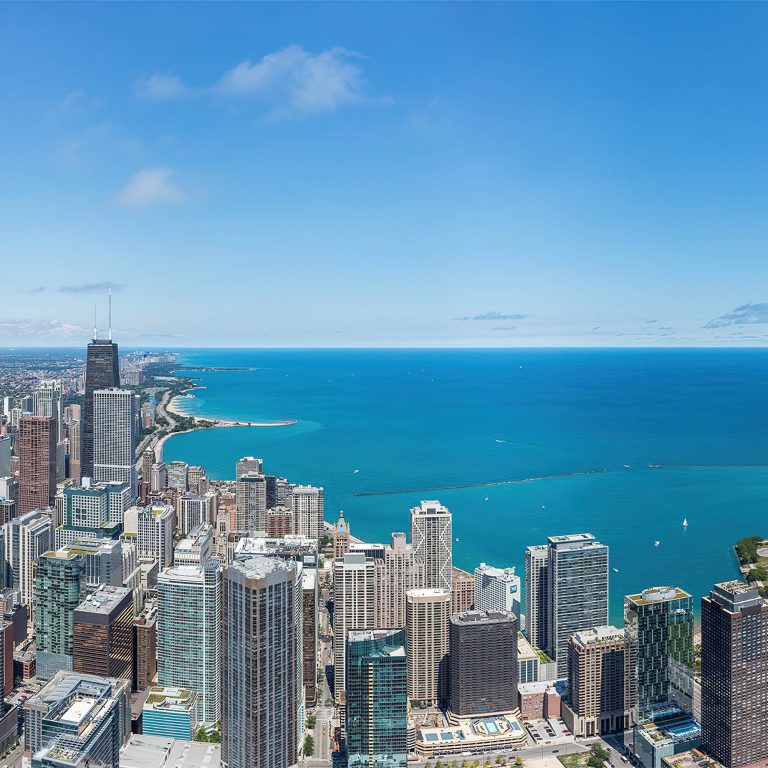 The St. Regis Chicago Hotel – Chicago, IL, USA – Day View