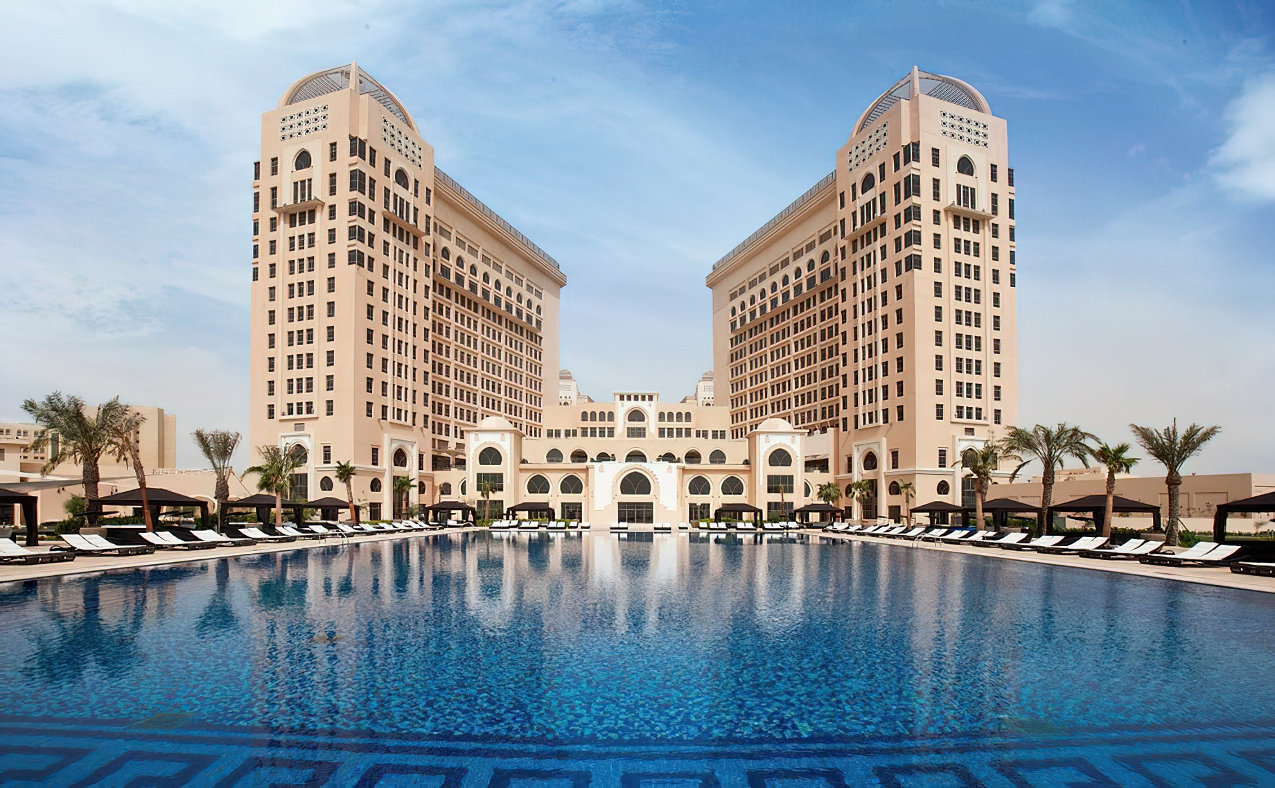 The St. Regis Doha Hotel - Doha, Qatar - Hotel Exterior Pool