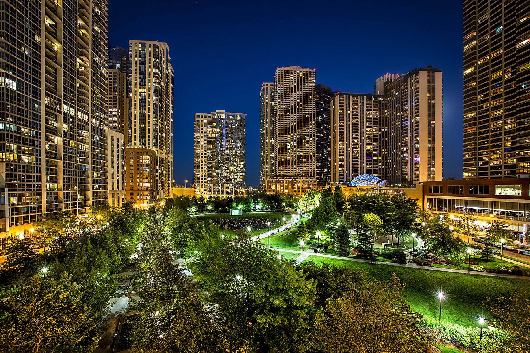 The St. Regis Chicago Hotel – Chicago, IL, USA – Lakeshore East Park