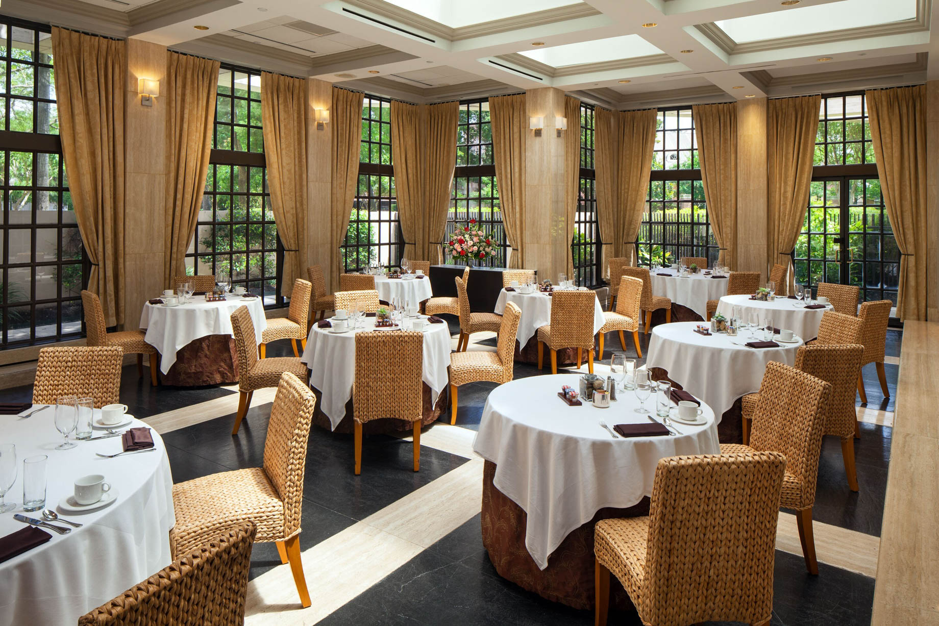 The St. Regis Houston Hotel – Houston, TX, USA – The Remington Restaurant Conservatory