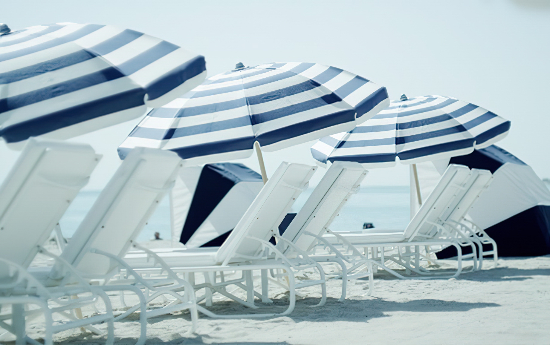 The Miami Beach EDITION Hotel – Miami Beach, FL, USA – The Beach Club Chairs_