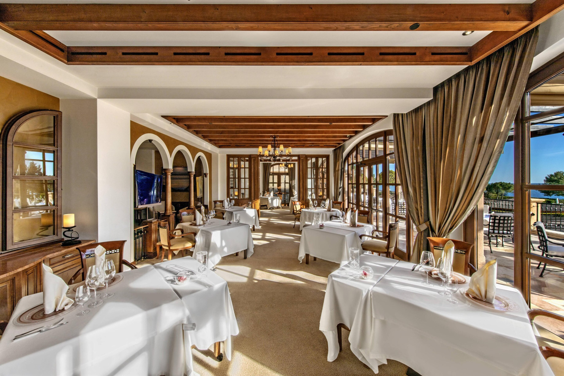 The St. Regis Mardavall Mallorca Resort – Palma de Mallorca, Spain – Restaurant