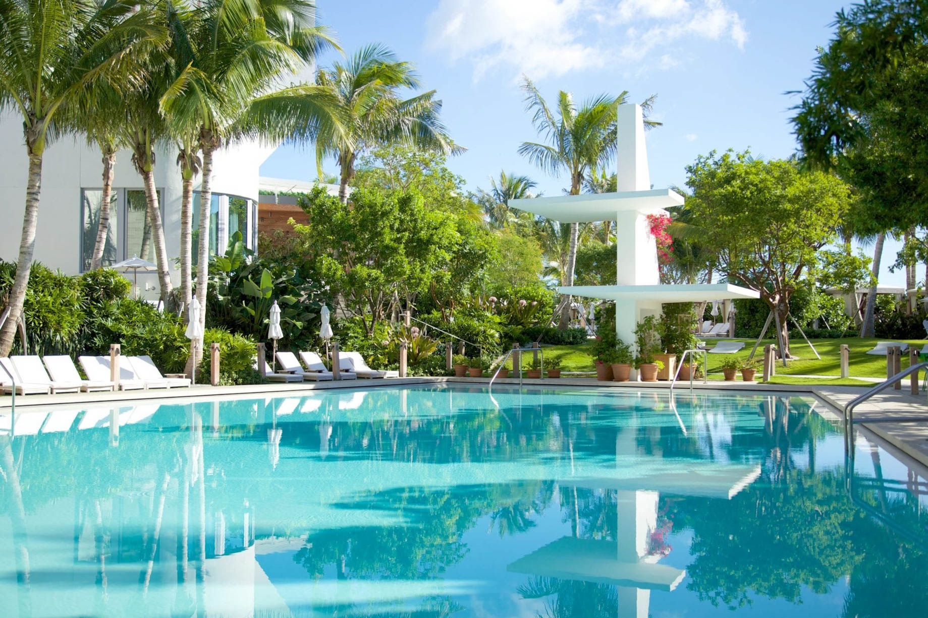 The Miami Beach EDITION Hotel – Miami Beach, FL, USA – Tropicale Pool