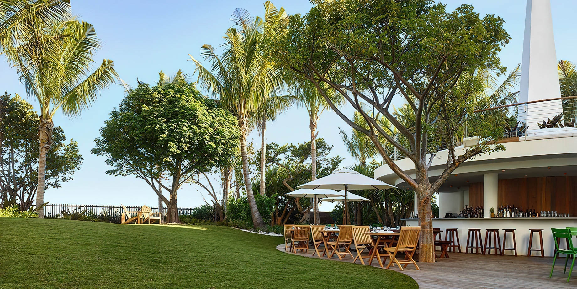The Miami Beach EDITION Hotel – Miami Beach, FL, USA – Tropicale Beach Setting