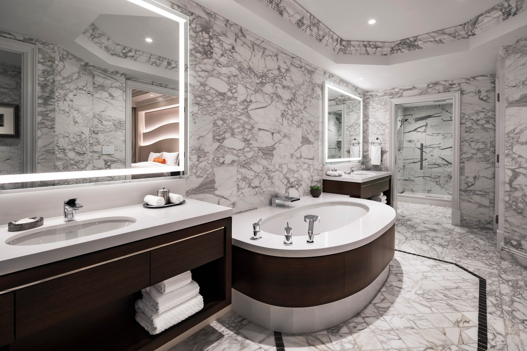 The St. Regis Atlanta Hotel – Atlanta, GA, USA – Empire Suite Bathroom Vanity and Tub
