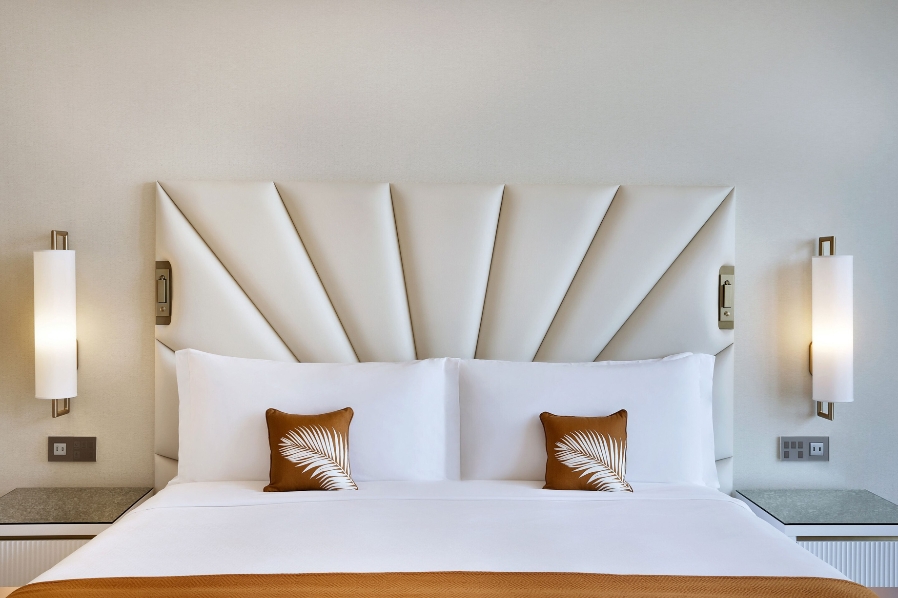 The St. Regis Dubai The Palm Jumeirah Hotel – Dubai, UAE – Guest Room Frette Linen