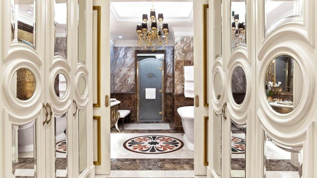 The St. Regis Moscow Nikolskaya Hotel - Moscow, Russia - Royal Suite Bathroom