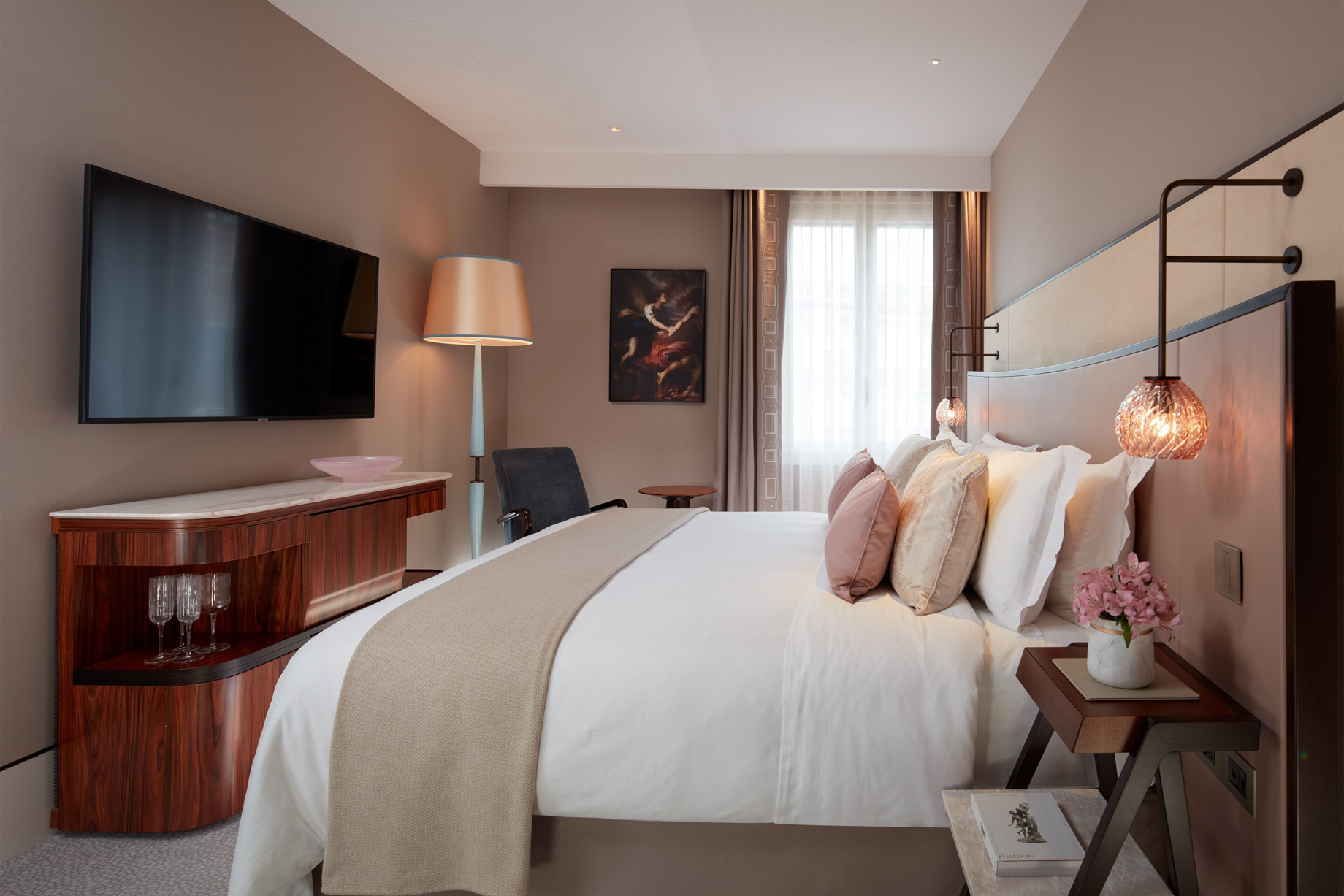 The St. Regis Venice Hotel - Venice, Italy - Deluxe Room Decor