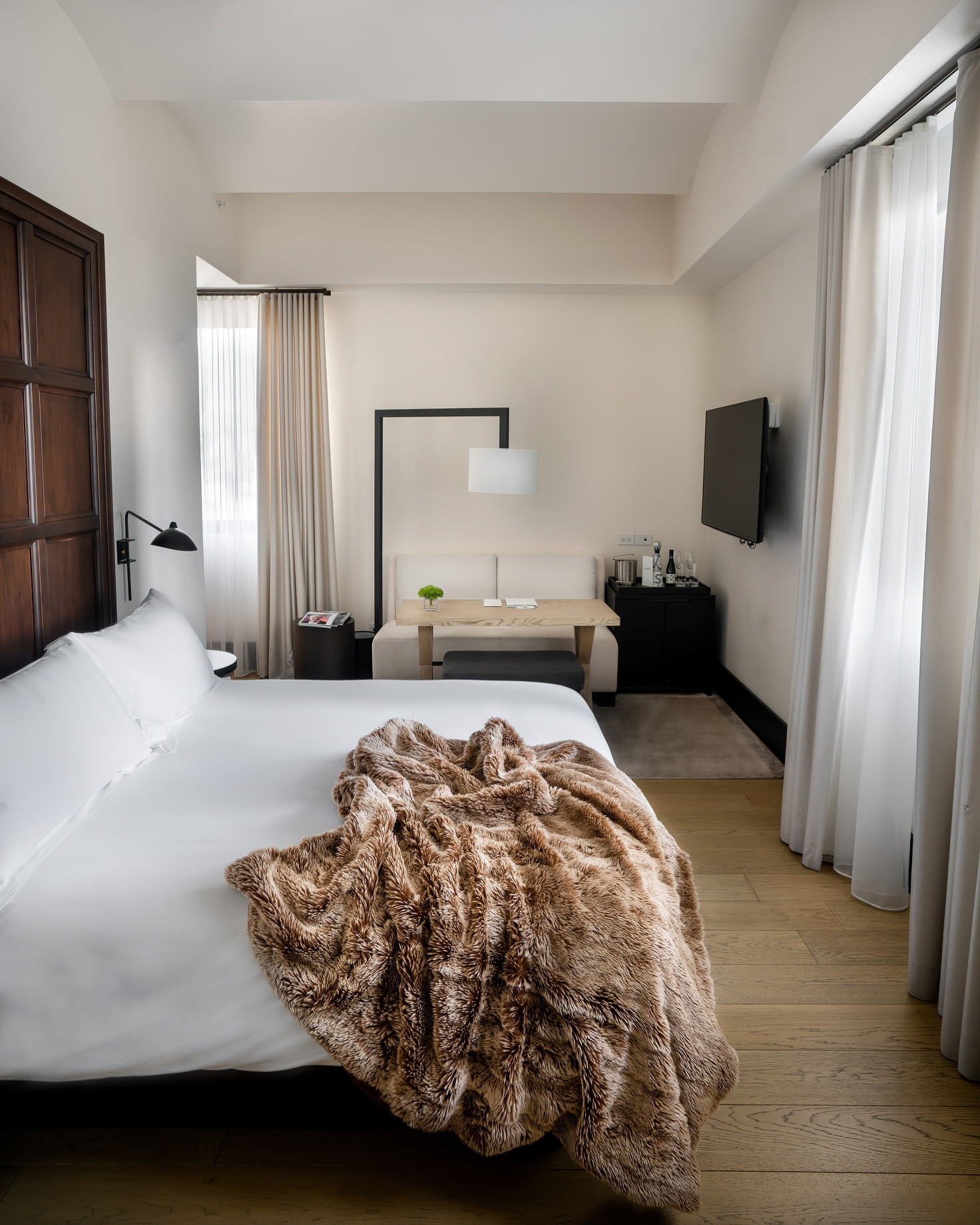 The New York EDITION Hotel – New York, NY, USA – Designed for Luxurious Comfort