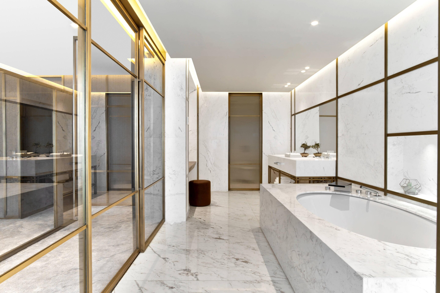 The St. Regis Istanbul Hotel – Istanbul, Turkey – Cosmopolitan Suite Bathroom