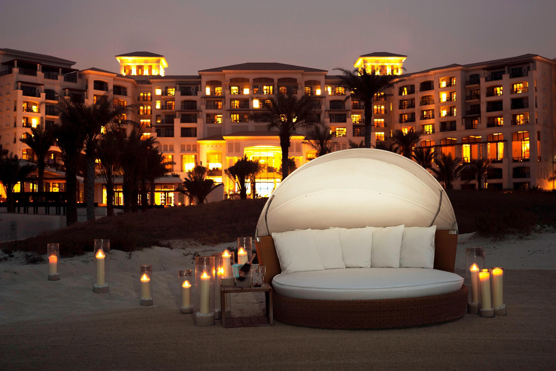 The St. Regis Saadiyat Island Resort – Abu Dhabi, UAE – Beach Night Lounge