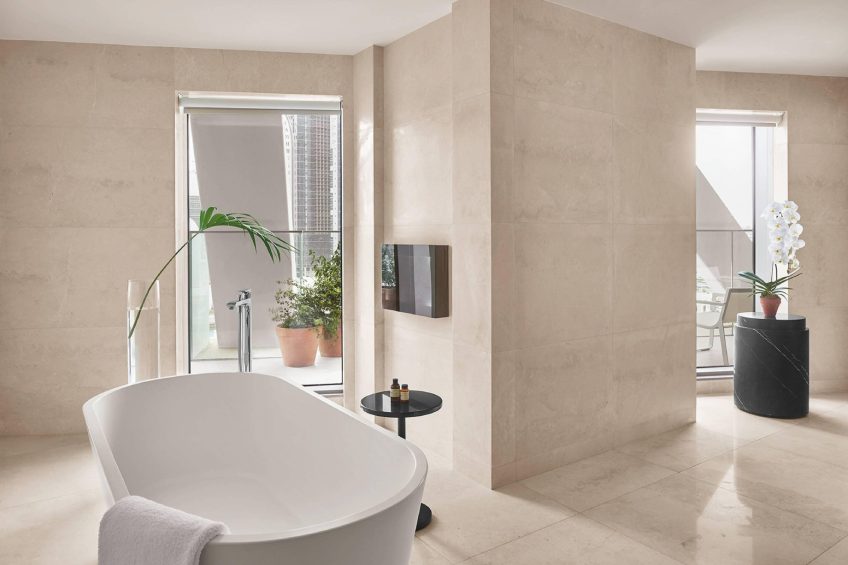 The Abu Dhabi EDITION Hotel - Abu Dhabi, UAE - Penthouse Bathroom