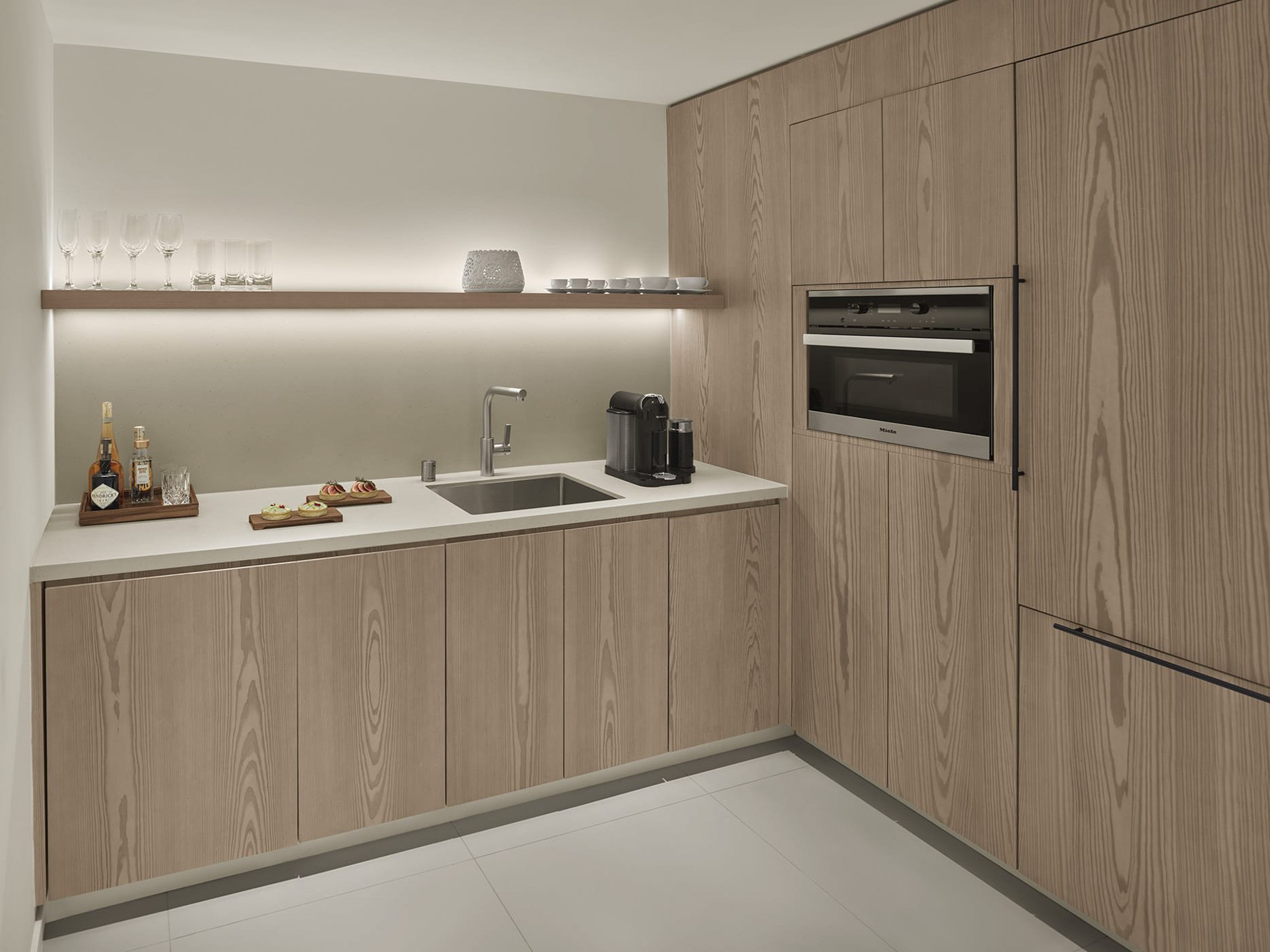 The West Hollywood EDITION Hotel - West Hollywood, CA, USA - Penthouse Kitchen