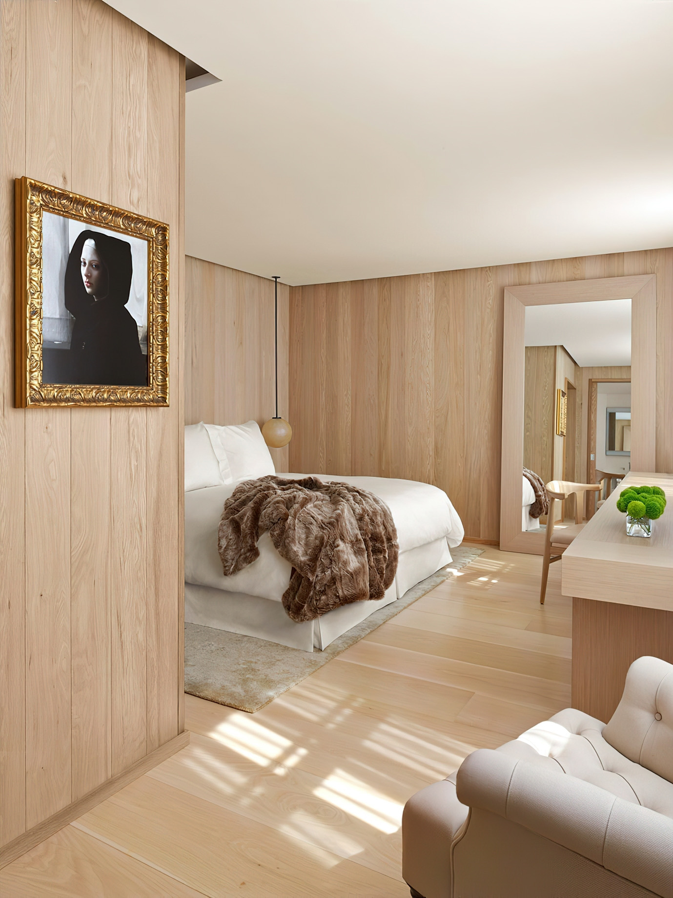 The London EDITION Hotel – London, United Kingdom – Deluxe Guest Room