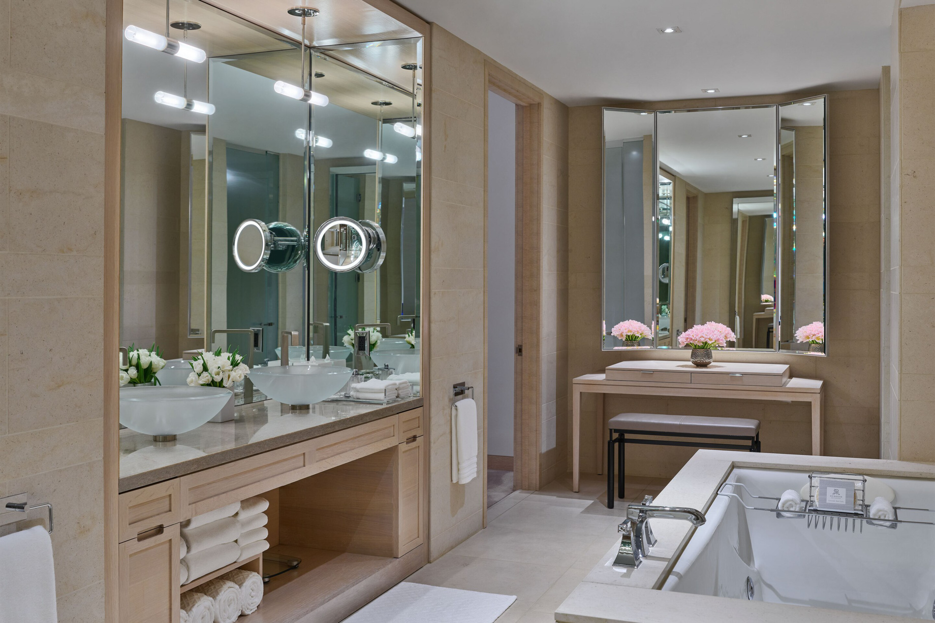 The St. Regis San Francisco Hotel – San Francisco, CA, USA – Presidential Suite Master Bathroom