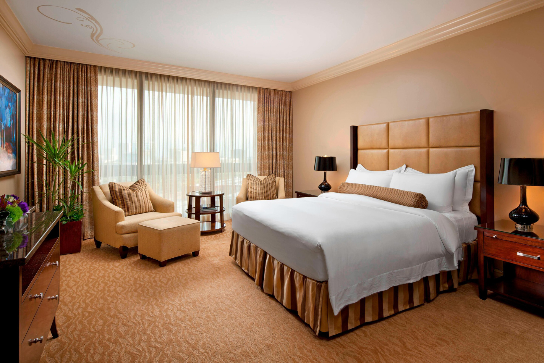 The St. Regis Houston Hotel – Houston, TX, USA – Governor’s Suite Master Bedroom