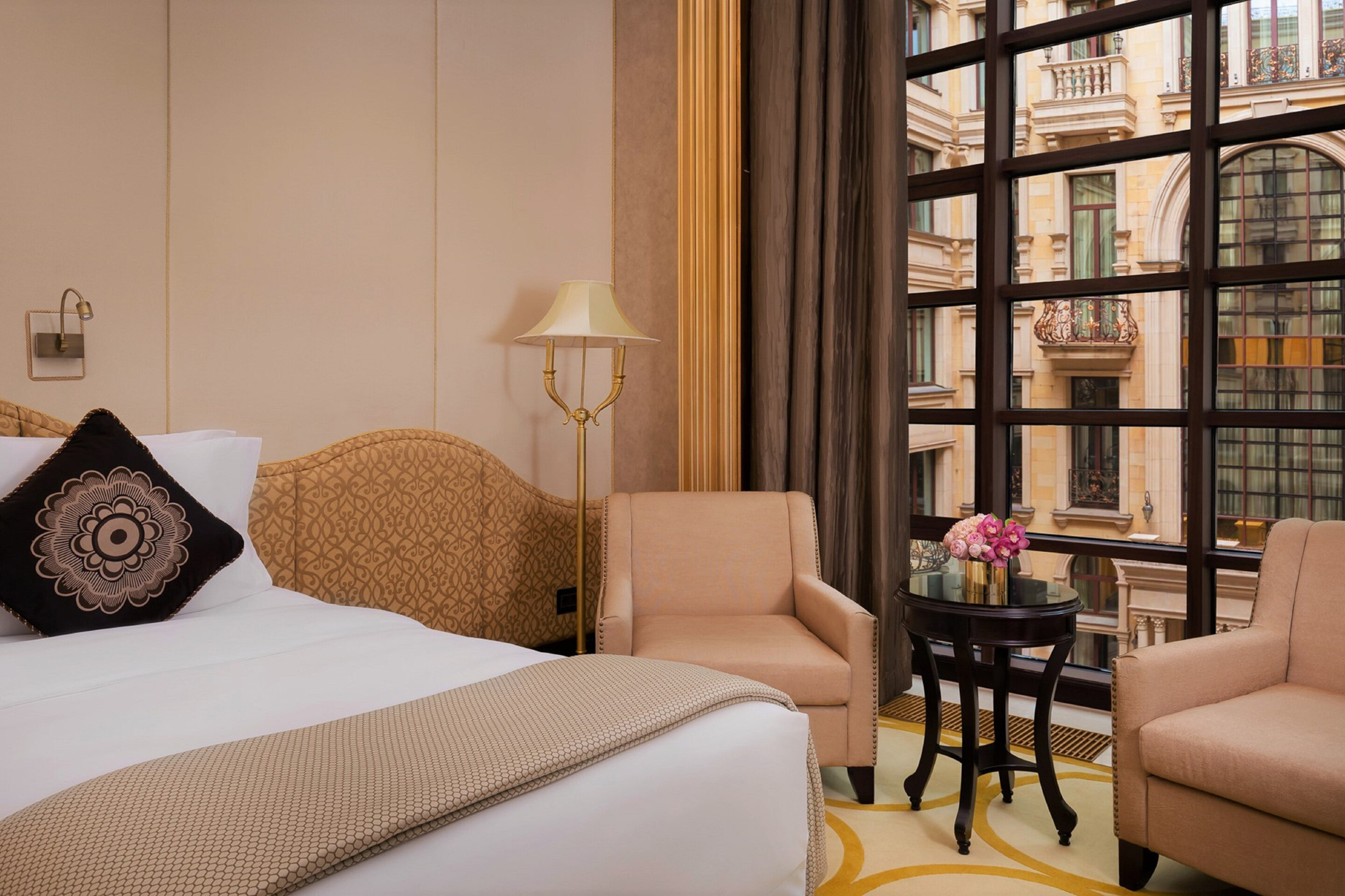 The St. Regis Moscow Nikolskaya Hotel - Moscow, Russia - Deluxe Twin Room