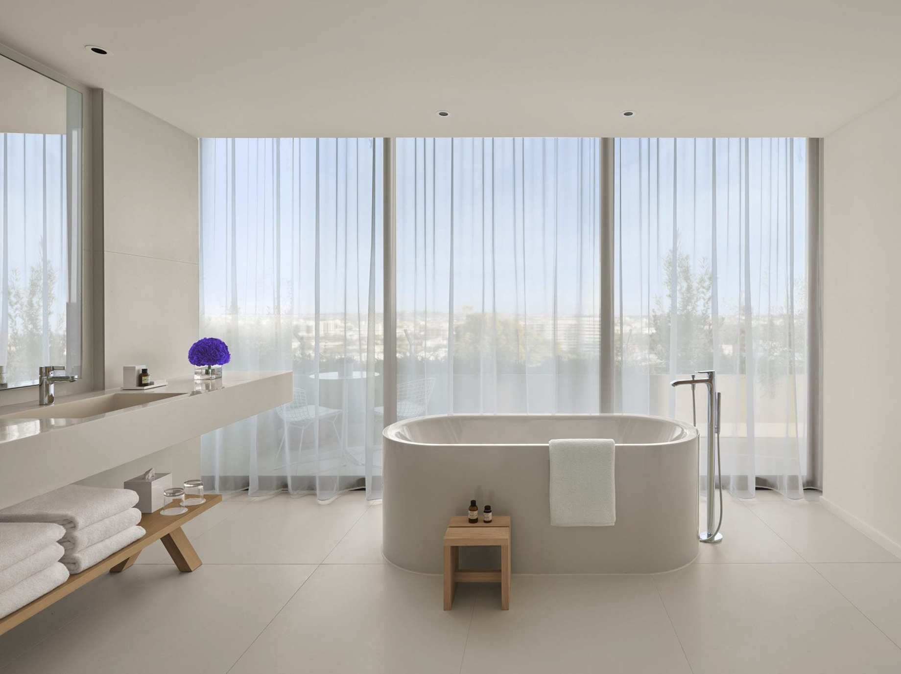 The West Hollywood EDITION Hotel - West Hollywood, CA, USA - Guest Bathroom