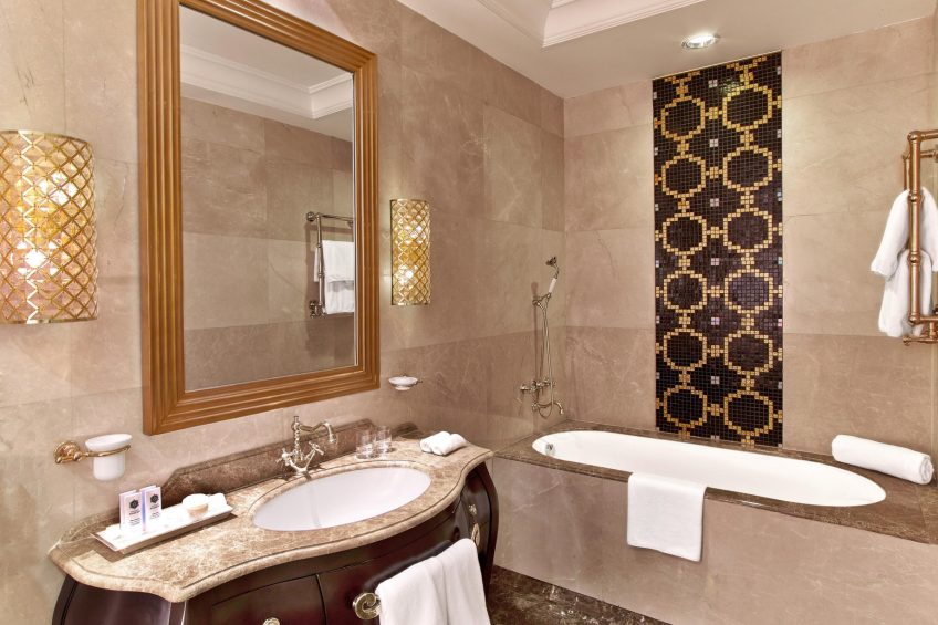 The St. Regis Moscow Nikolskaya Hotel - Moscow, Russia - Superior Guest Bathroom