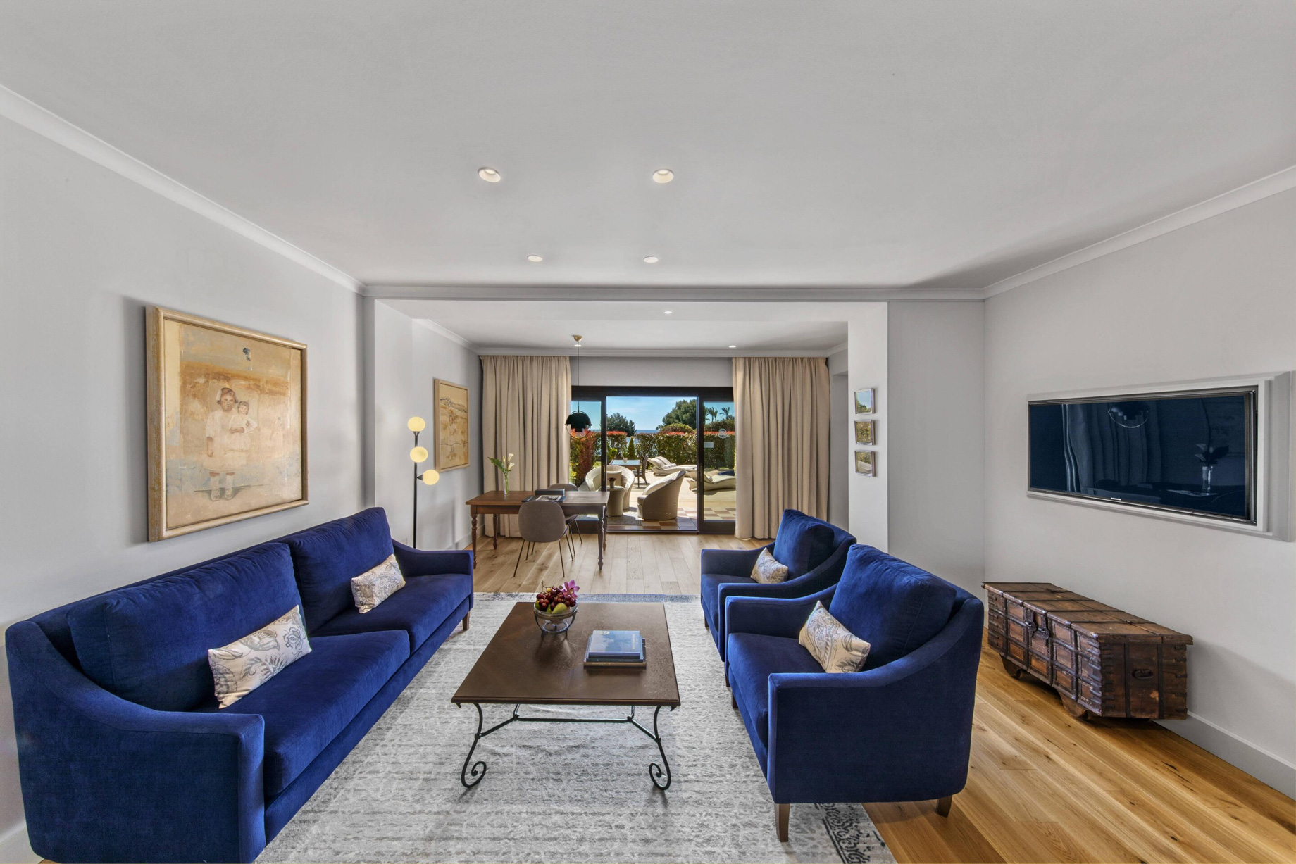 The St. Regis Mardavall Mallorca Resort - Palma de Mallorca, Spain - Blue Oasis Suite Living Room Seating