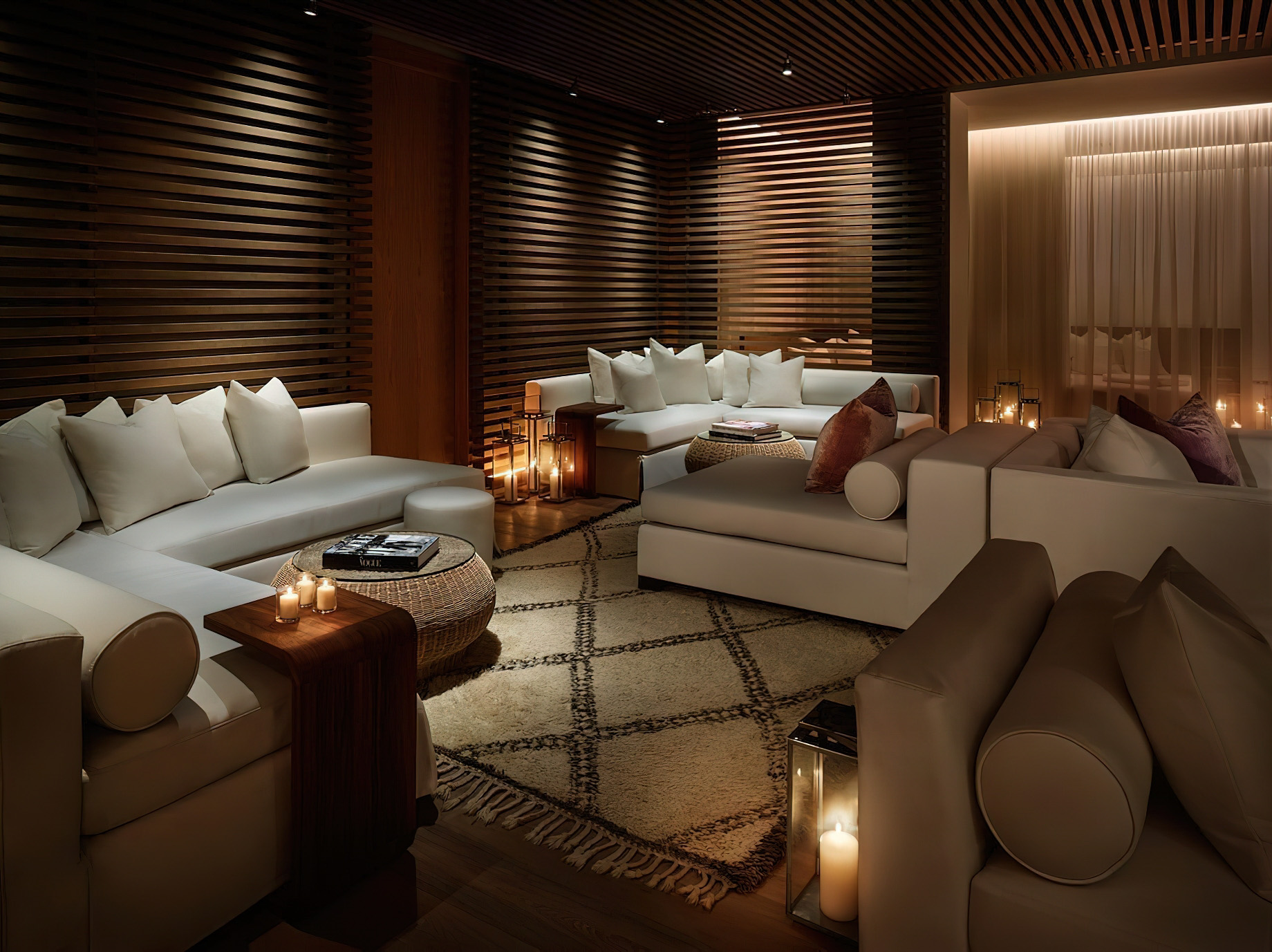 The Miami Beach EDITION Hotel – Miami Beach, FL, USA – Spa Lounge