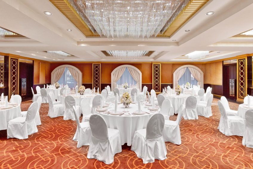 The St. Regis Moscow Nikolskaya Hotel - Moscow, Russia - Kandinsky Hall Round Tables
