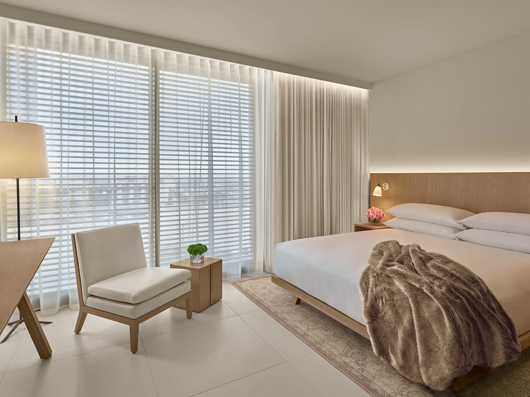 The West Hollywood EDITION Hotel - West Hollywood, CA, USA - Guest Bedroom