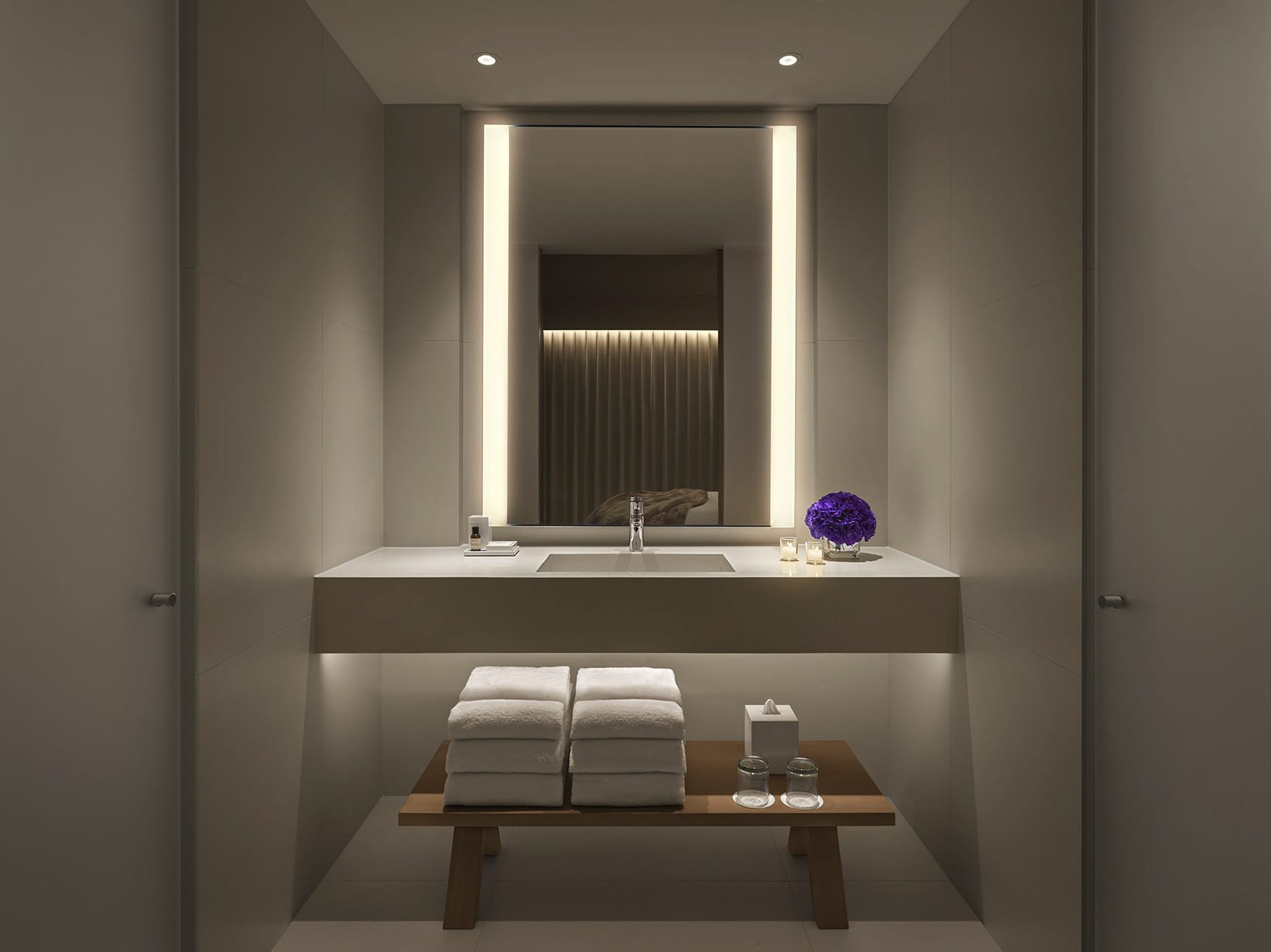 The West Hollywood EDITION Hotel – West Hollywood, CA, USA – Guest Bathroom Night