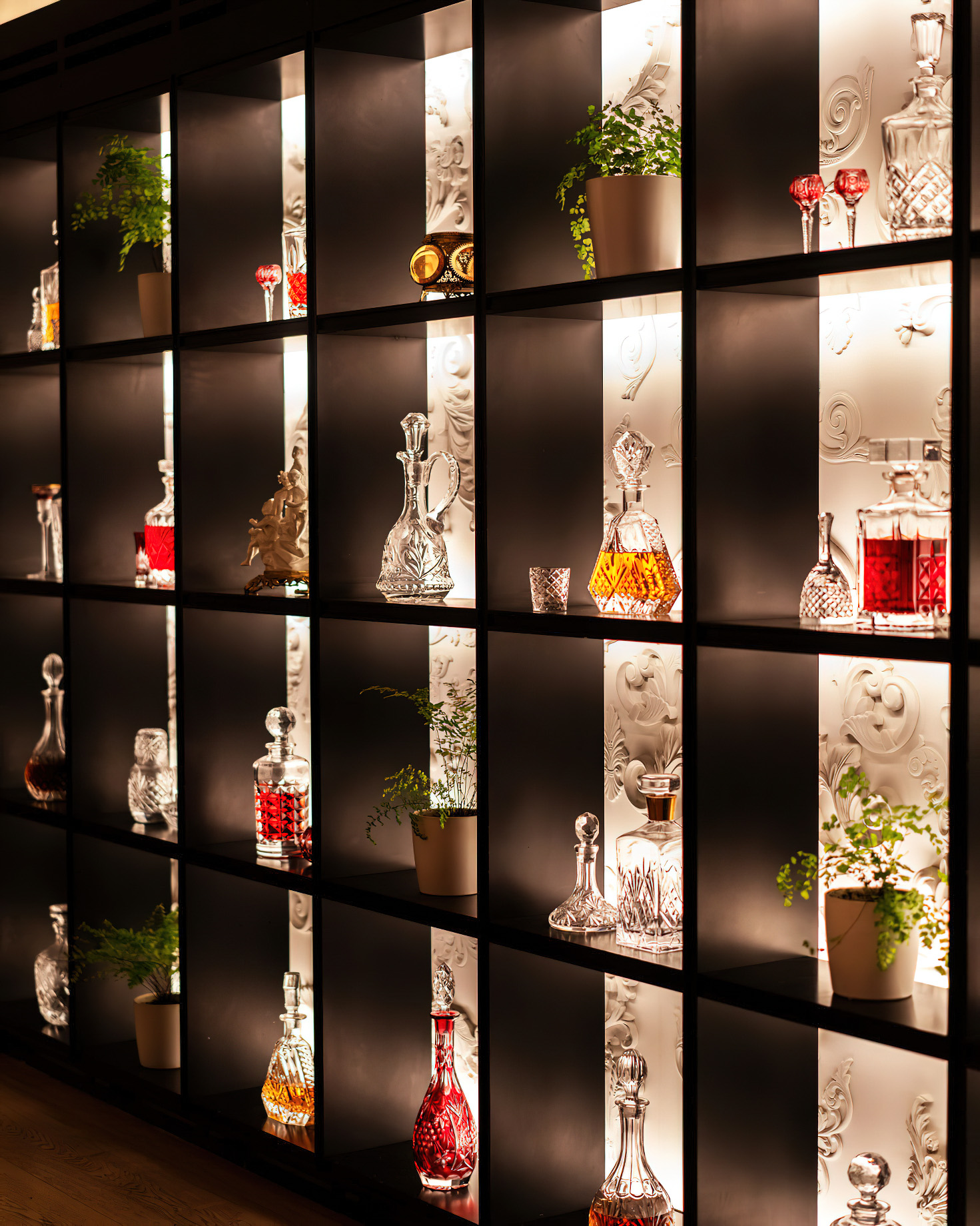 The Times Square EDITION Hotel – New York, NY, USA – Terrace Bar Decor