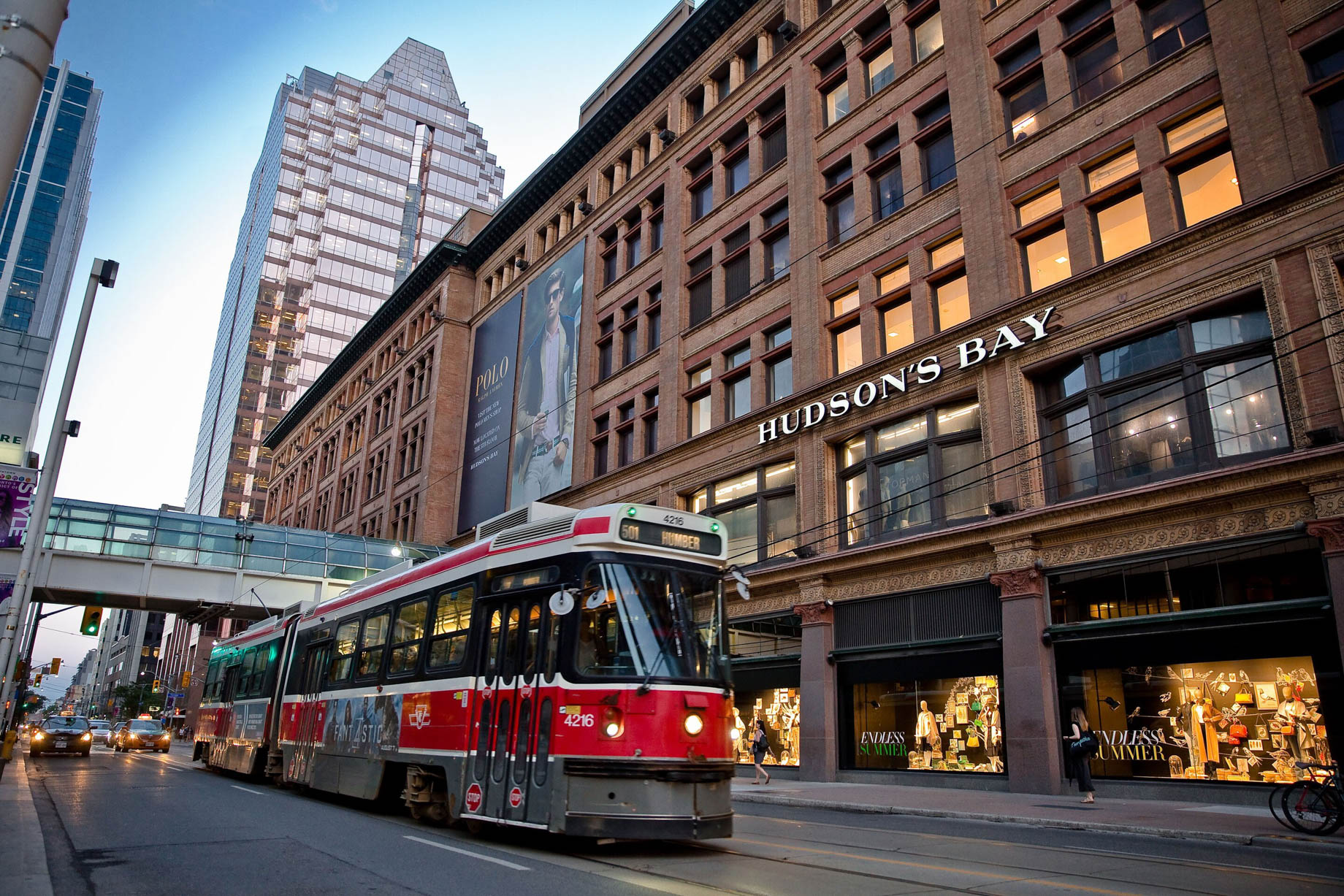 The St. Regis Toronto Hotel - Toronto, Ontario, Canada - Exploring Toronto