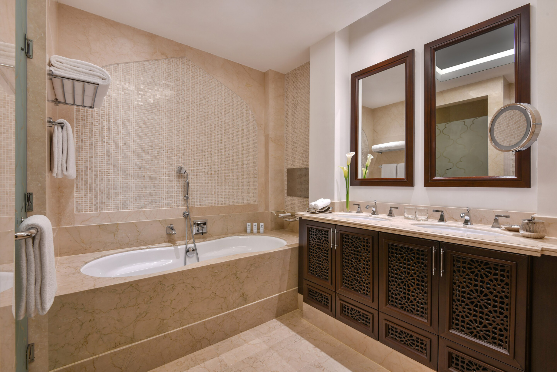 The St. Regis Doha Hotel – Doha, Qatar – Astor Guest Bathroom Vanity and Tub