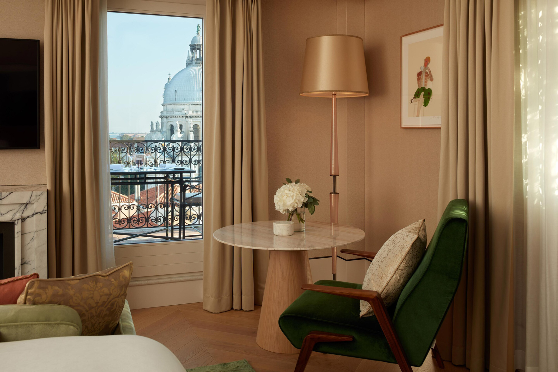 The St. Regis Venice Hotel – Venice, Italy – Penthouse Suite Decor