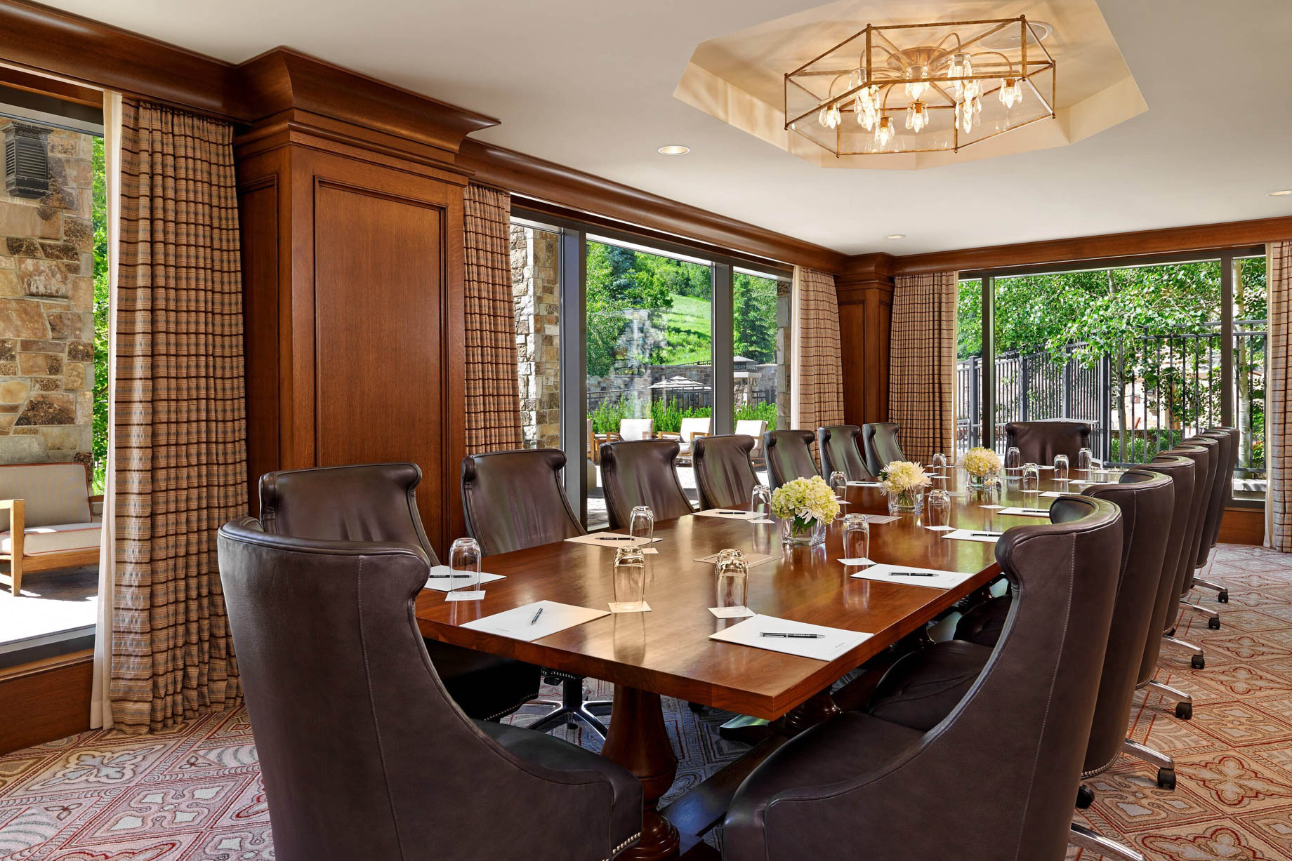 The St. Regis Deer Valley Resort - Park City, UT, USA - John Jacob Astor Boardroom