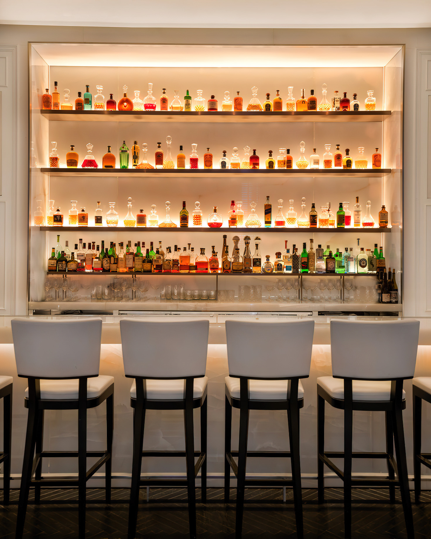 The Times Square EDITION Hotel – New York, NY, USA – Bar Wall