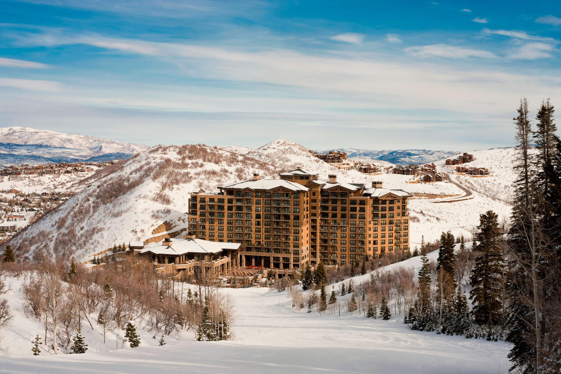 The St. Regis Deer Valley Resort – Park City, UT, USA – Winter Resort Mountain View