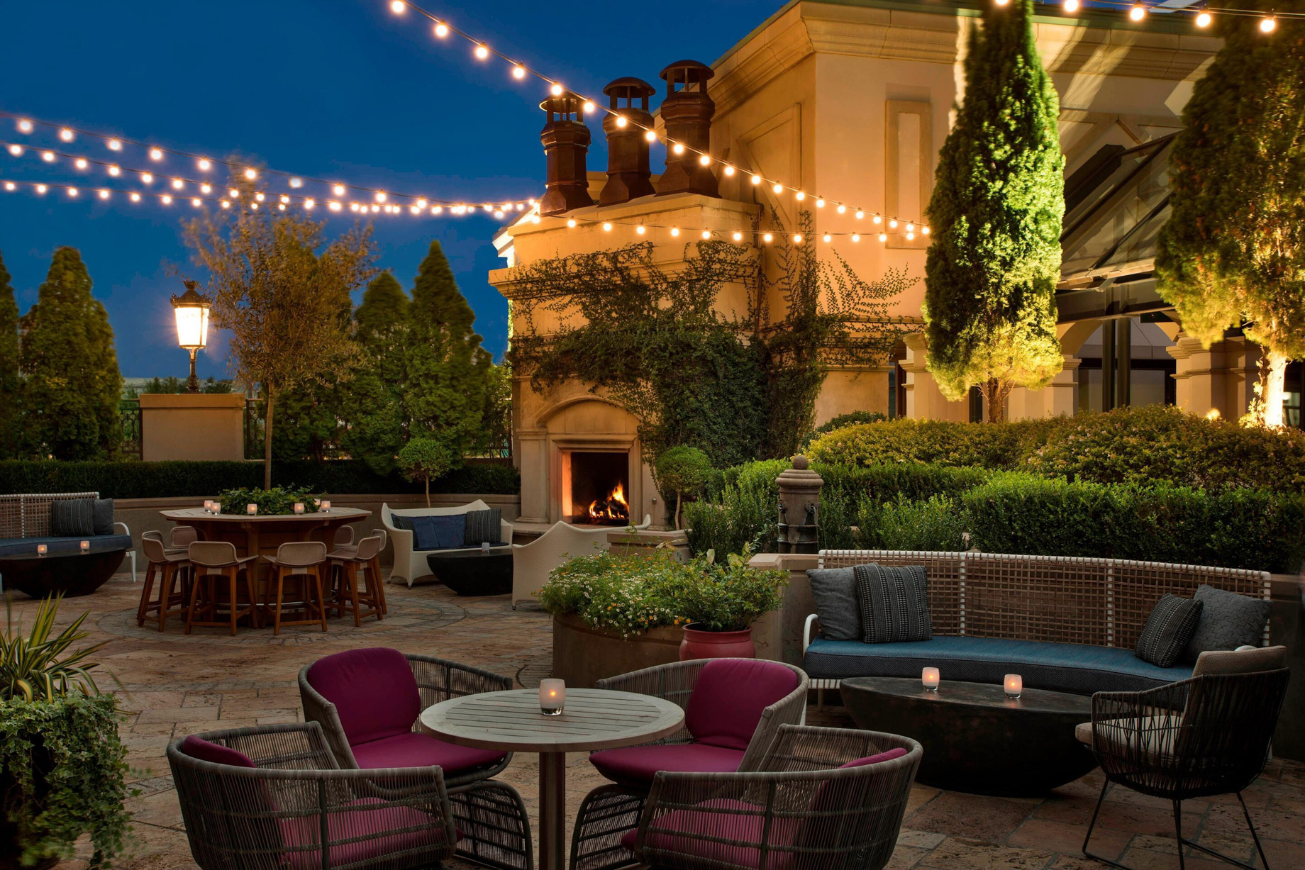 The St. Regis Atlanta Hotel – Atlanta, GA, USA – St. Regis Bar Exterior Patio