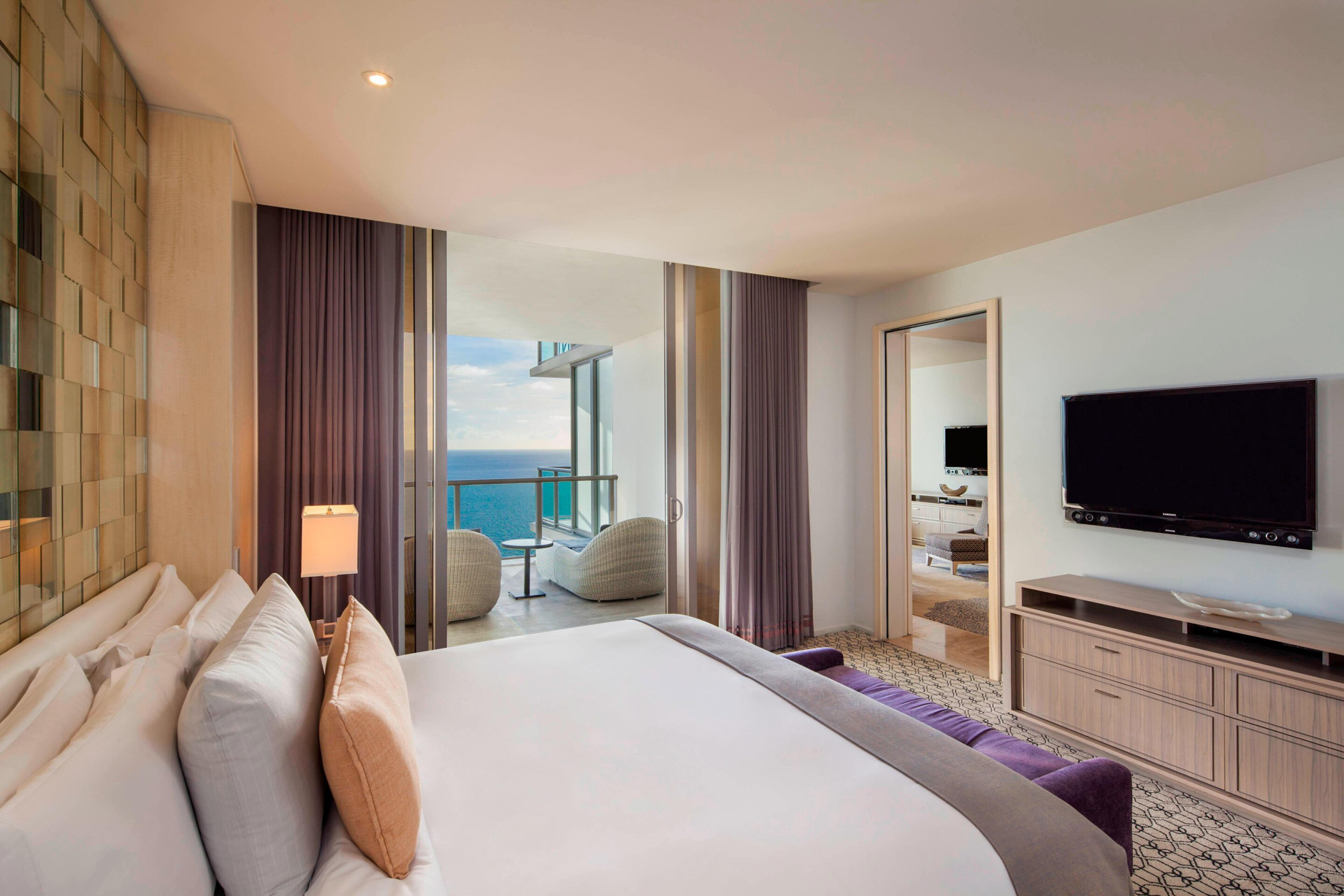 The St. Regis Bal Harbour Resort – Miami Beach, FL, USA – Royal Oceanfront Suite Bedroom